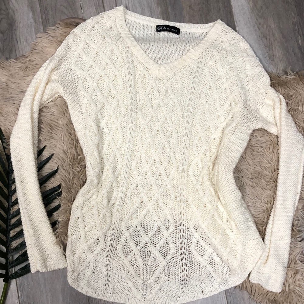 V neck Sweater